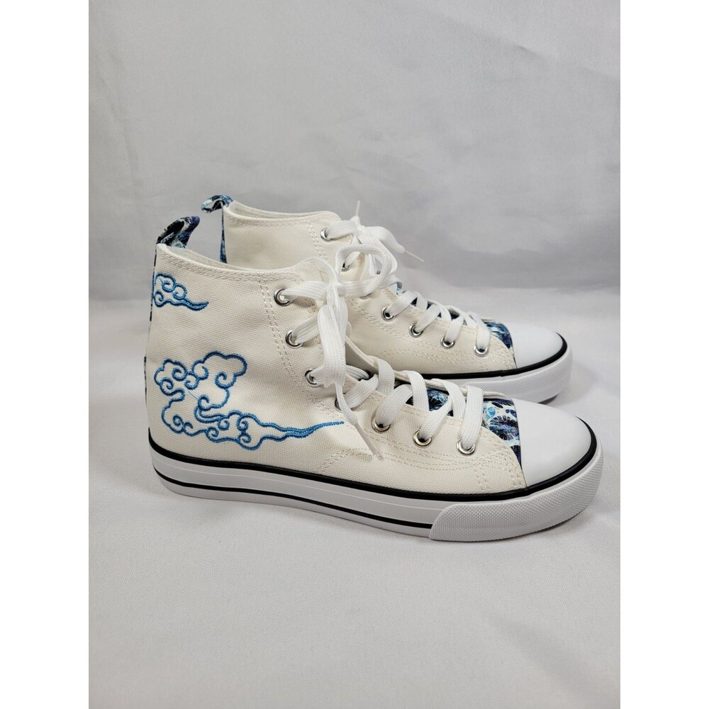 Womens 7 Canvas High-Top Sneakers Embroidered Clouds Floral White And Blue